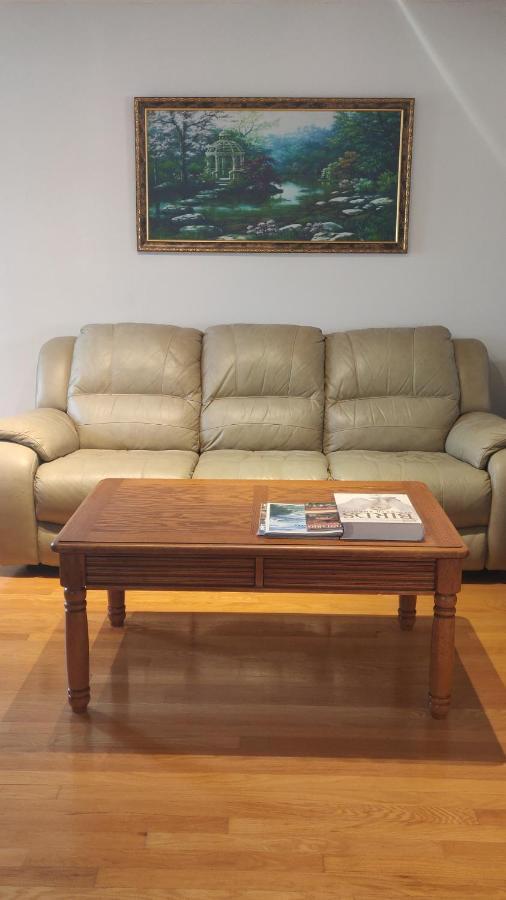 The Comfort Stay At City Of Pickering Exterior foto
